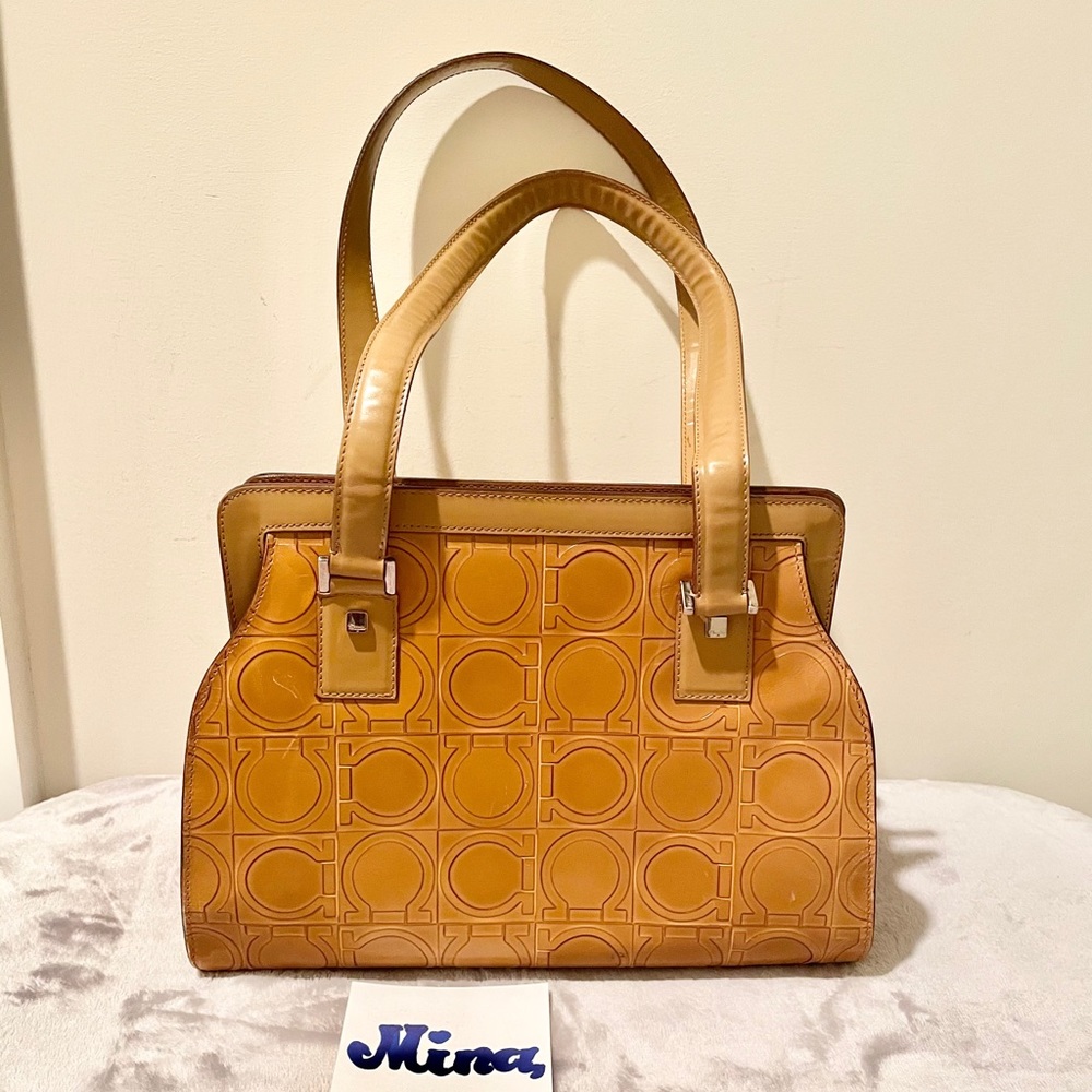 Authentic S.Ferragamo Vintage 1990Camel logo Milan Italy bag